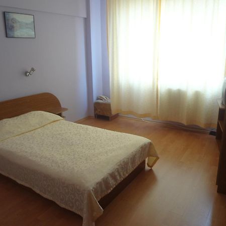 Paradise Hotel Madzharovo Chambre photo