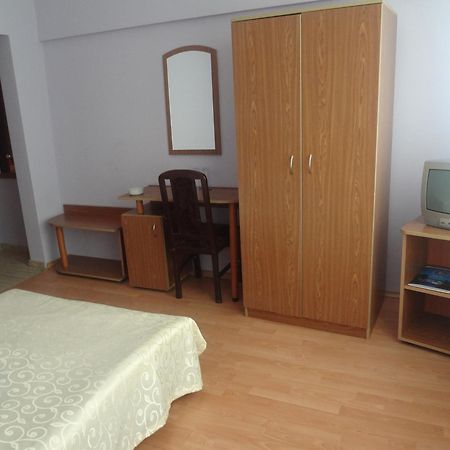 Paradise Hotel Madzharovo Chambre photo