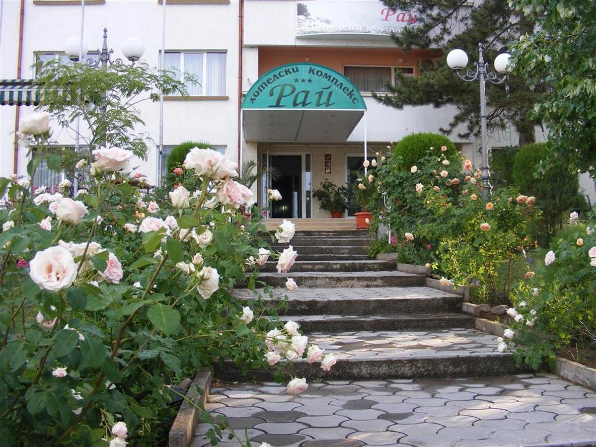 Paradise Hotel Madzharovo Extérieur photo