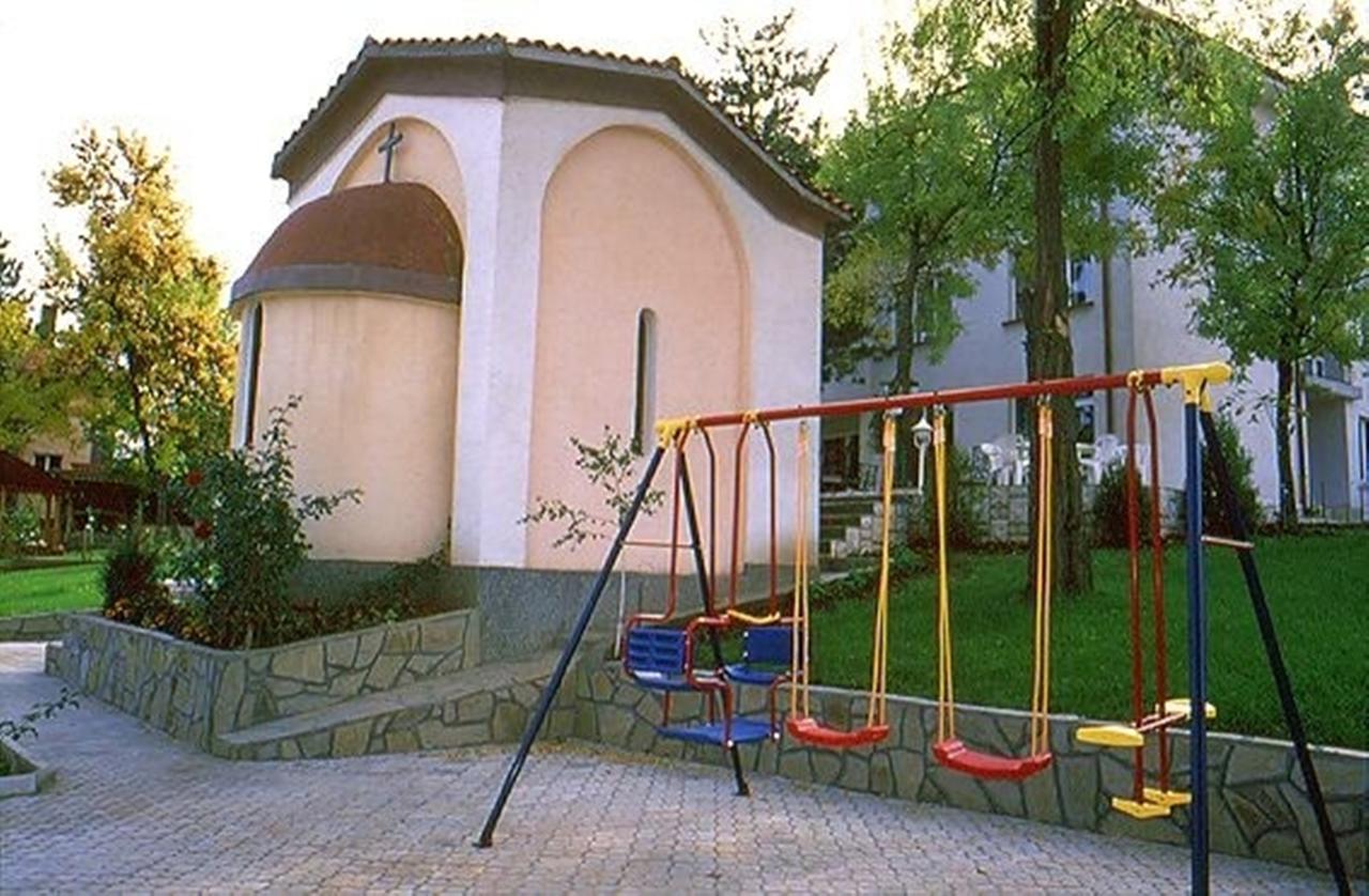 Paradise Hotel Madzharovo Extérieur photo