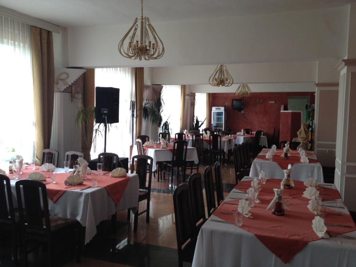 Paradise Hotel Madzharovo Extérieur photo